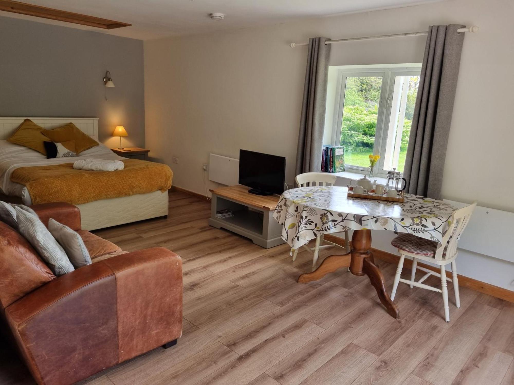 Hotel Glyndwr Vineyard à Cowbridge Extérieur photo